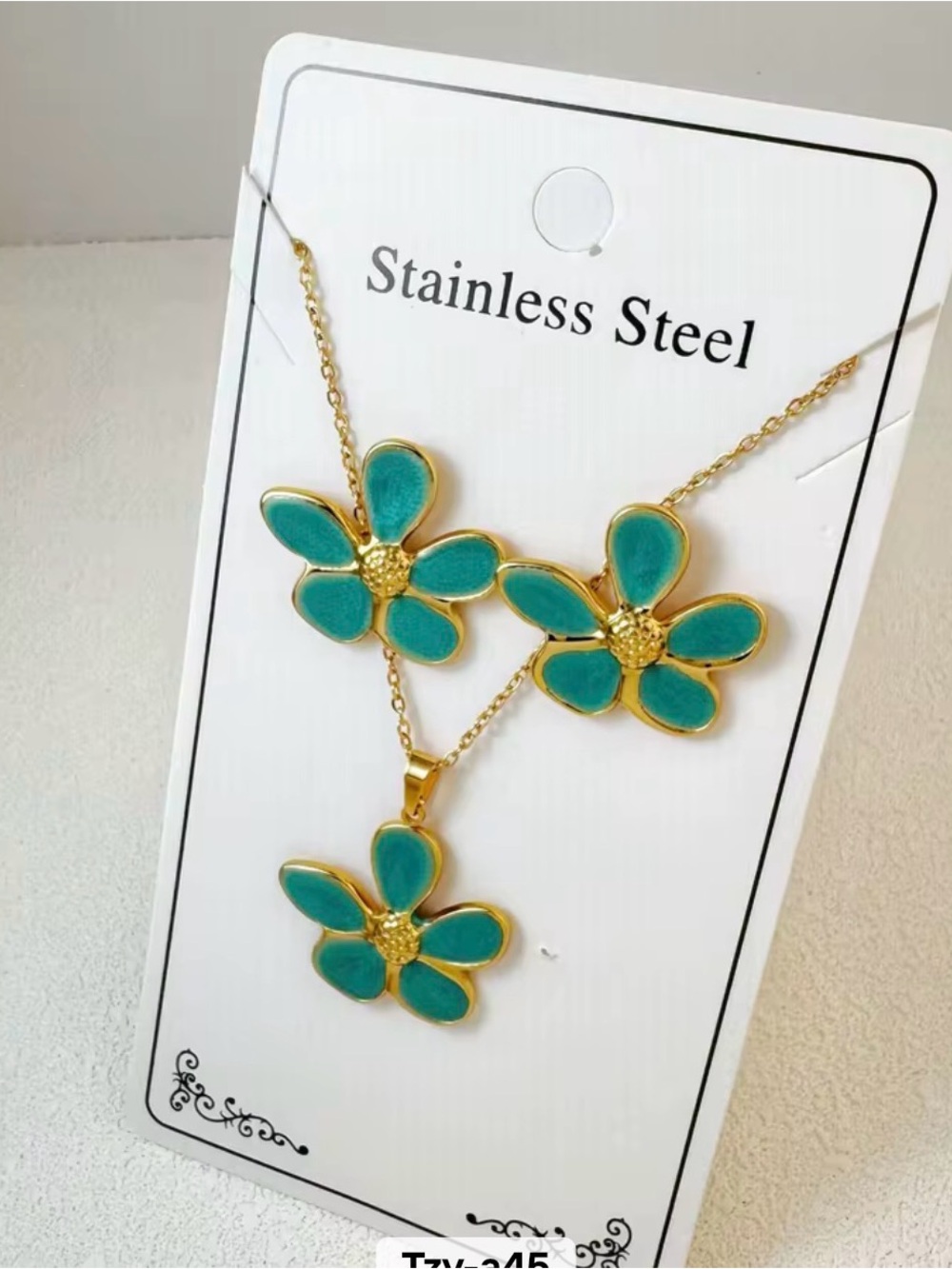 Gold-Tone Teal Flower Necklace Set